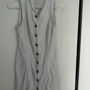 White Sleeveless Button-Down Dress